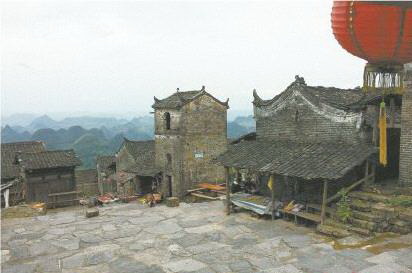 連南油嶺,古寨安好,重巒疊嶂。