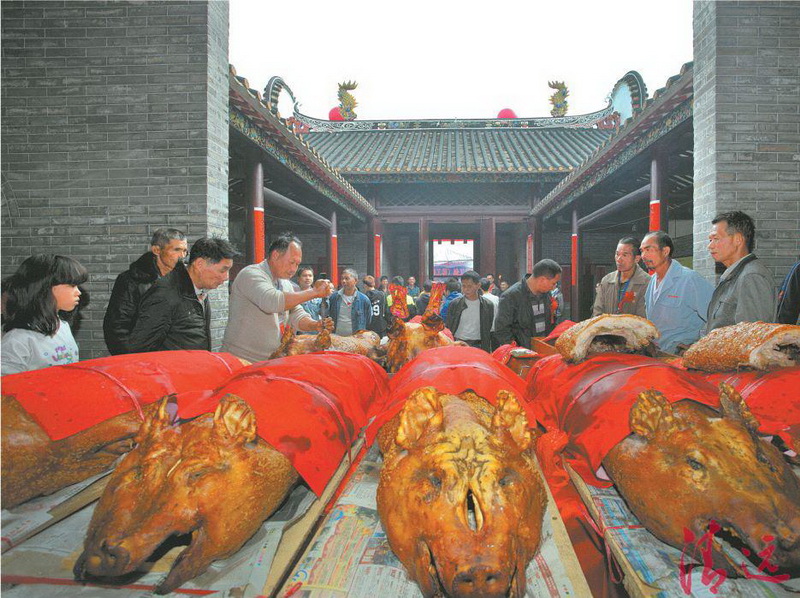 太公分燒豬,人人有份。